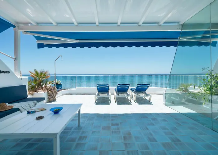 别墅 Luxury Sea Front Caleton 40