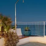 Luxury Sea Front Caleton 40 빌라