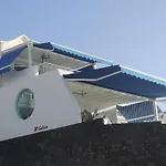 빌라 Luxury Sea Front Caleton 40