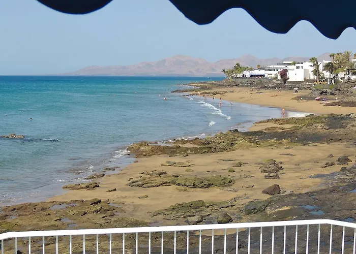 Вилла Luxury Sea Front Caleton 40